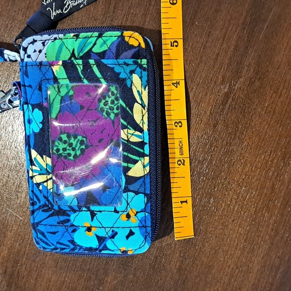 Vera Bradley Quilted Wrestlet Wallet with ID, in blue floral 5x3" - Picture 10 of 11
